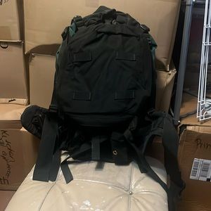 New Phillip Galls inc Cloud Ripper backpack